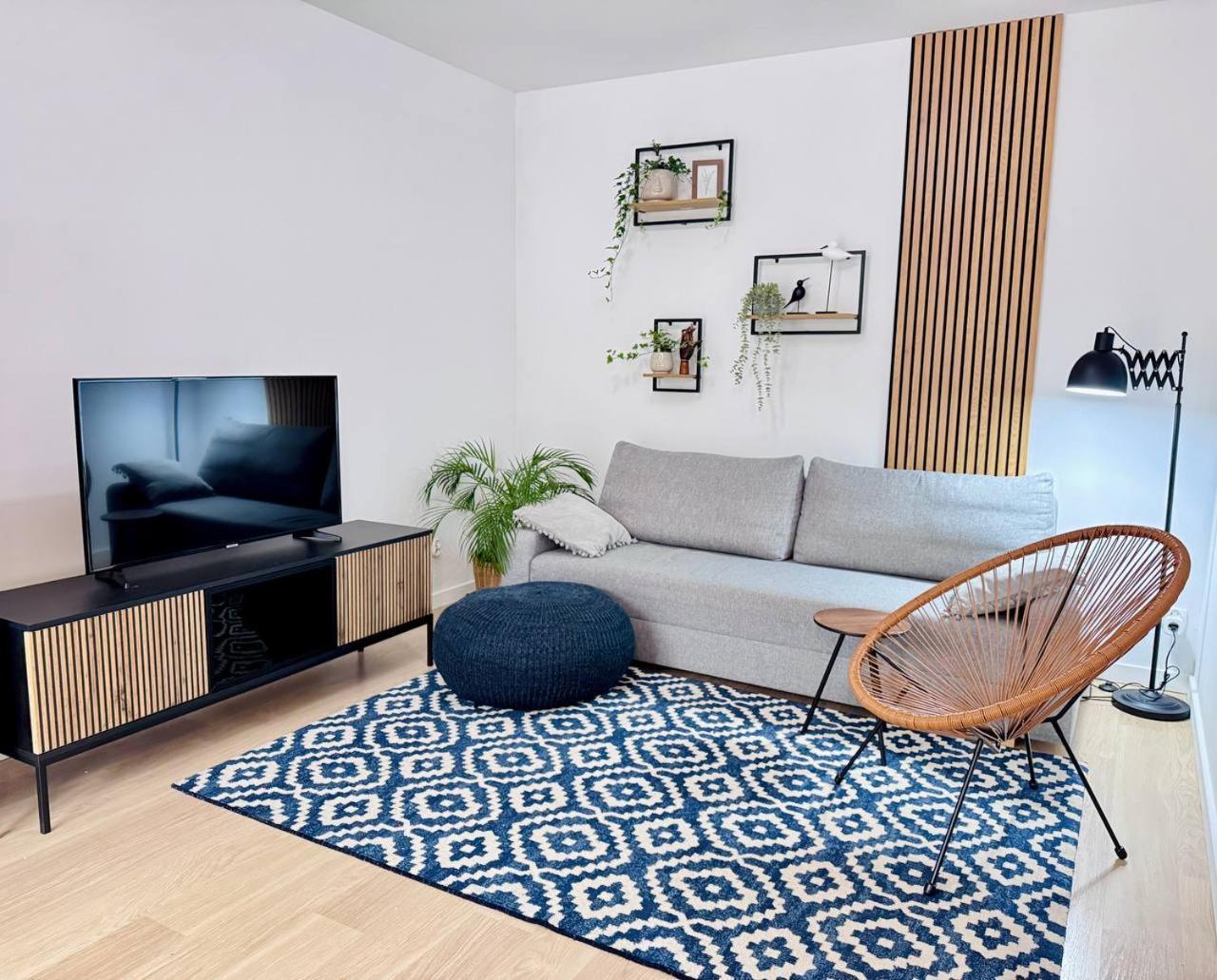 Apartment C- Home4u - With A View Close To Aquapark, Parking In Secured Area